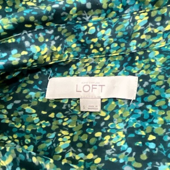 ANN TAYLOR LOFT semi sheer blouse - Picture 5 of 6